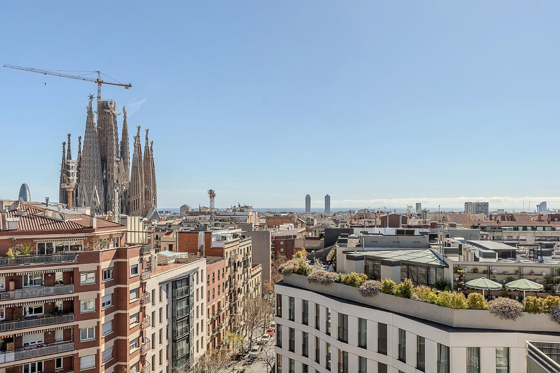 Ab Sagrada Familia Comfort Barcelona Exterior photo